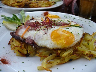 Rosti with ham and egg